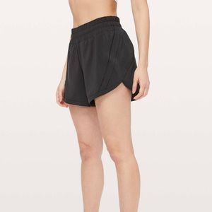 Lululemon Track That Short Black Size 6 5” inseam